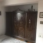 Ana Ipatescu Villa